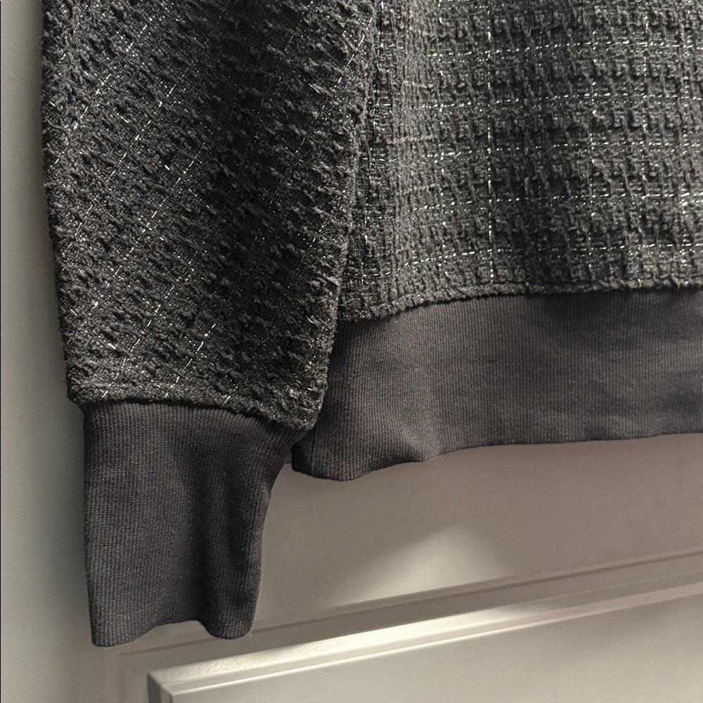 🖤KARL LAGERFELD PARIS black & silver lamé Tweed Sweatshirt (sold out online!)🖤 - Picture 12 of 13